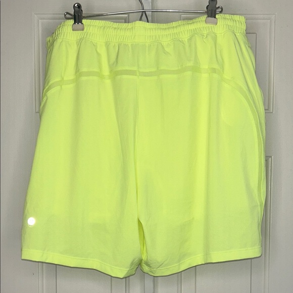 lululemon athletica Neon Yellow Athletic Men’s Shorts
Size XXL - Picture 4 of 6